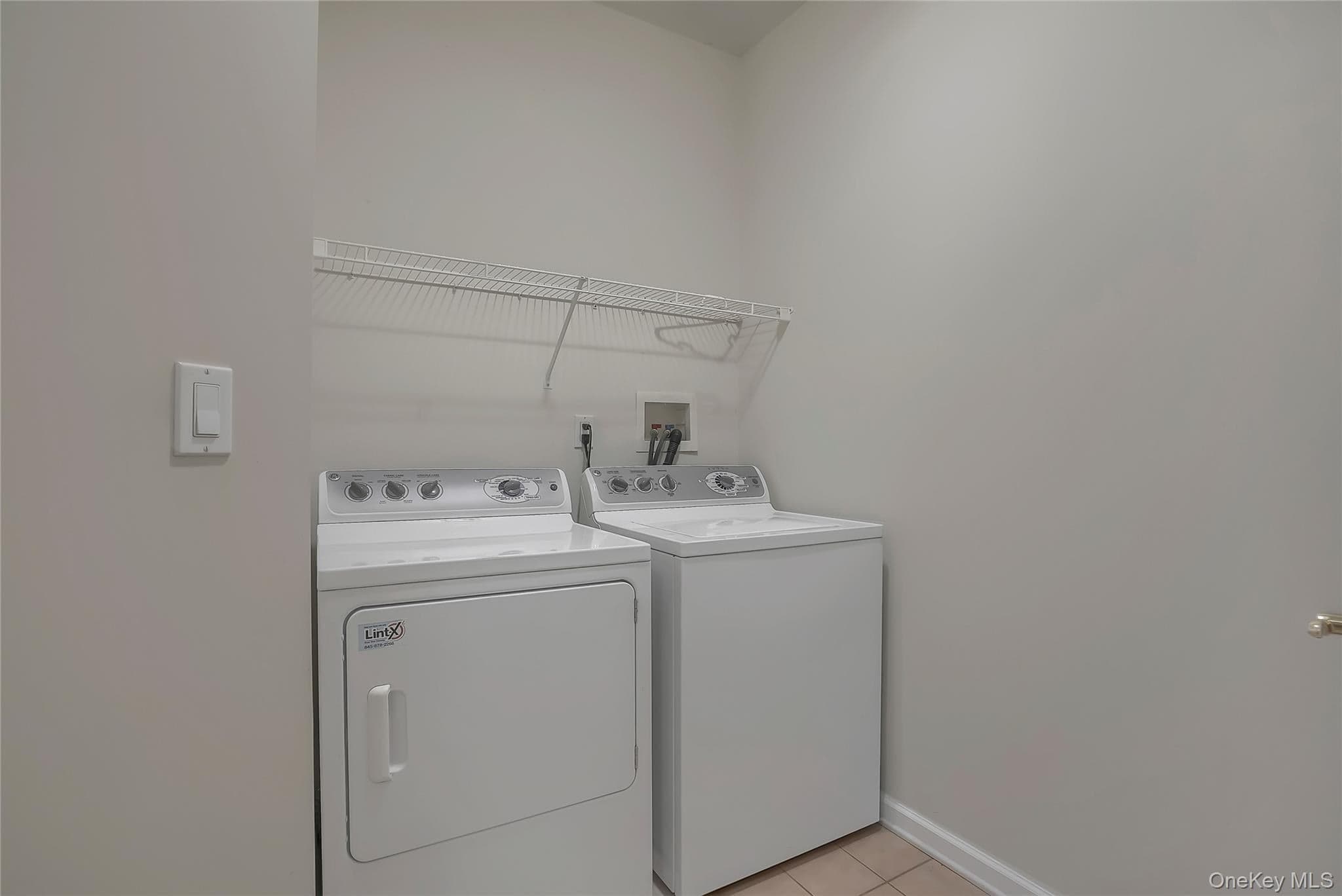 834 Huntington Drive thumbnail 25