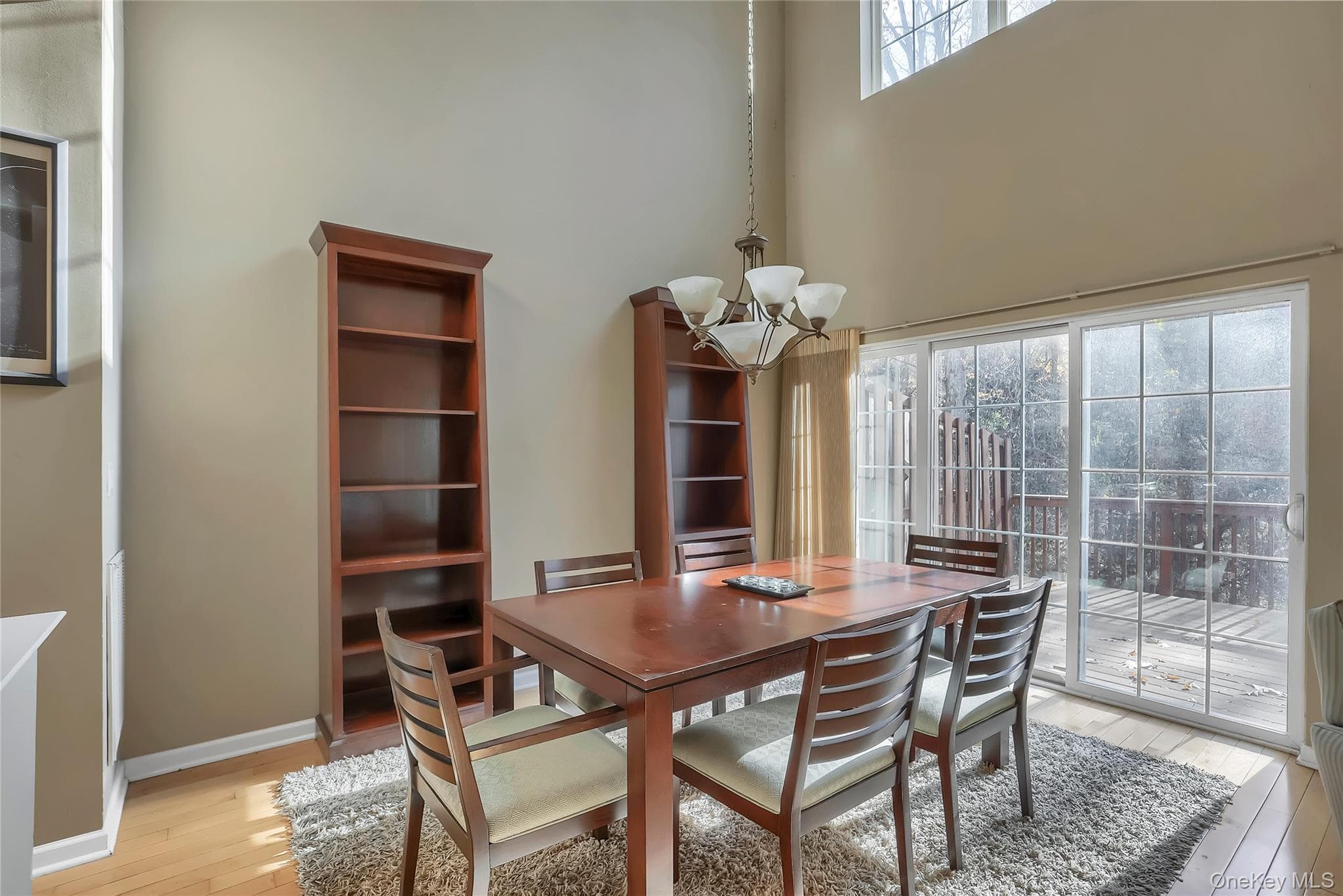 834 Huntington Drive thumbnail 11