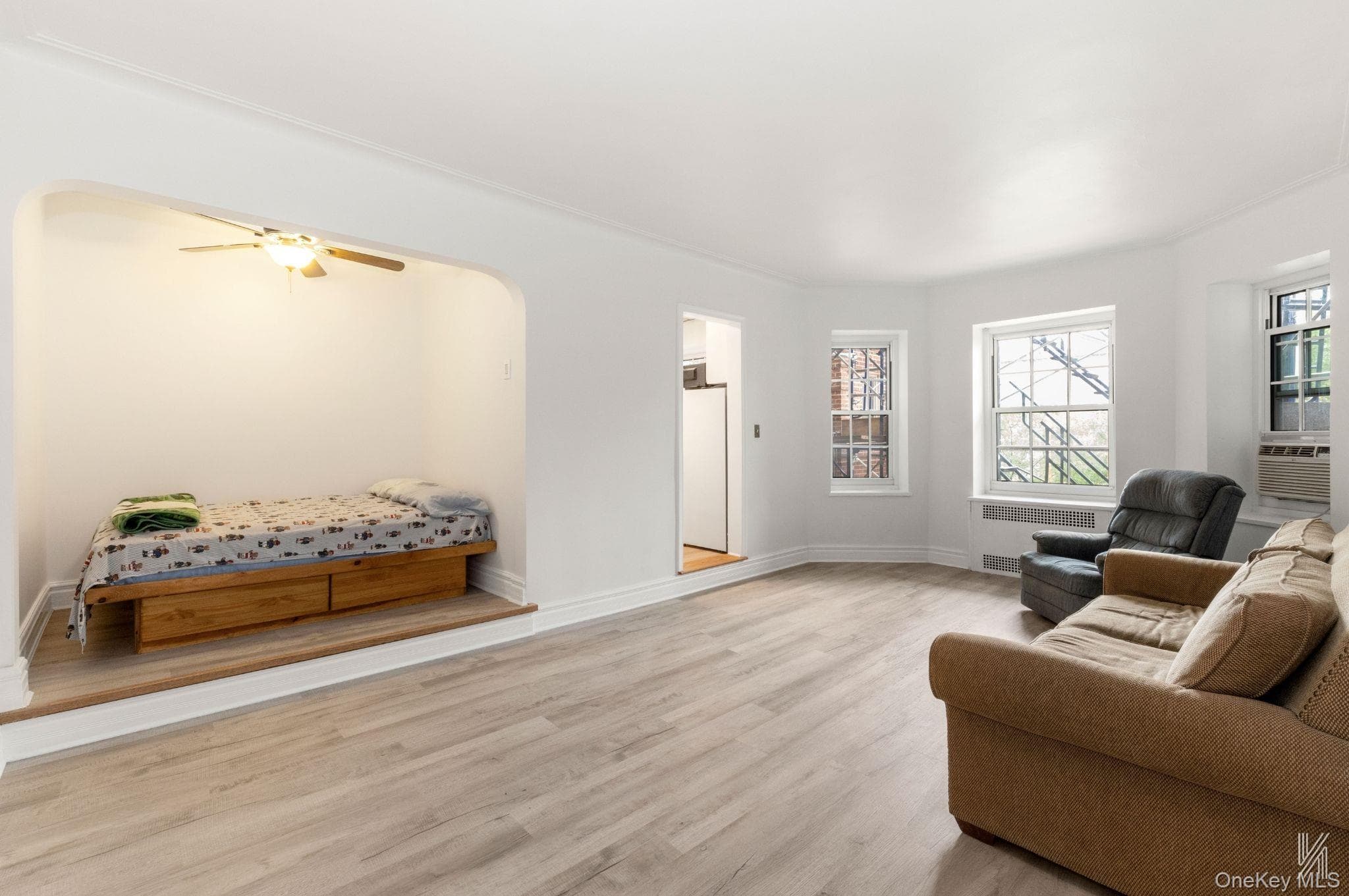 35-24 78th Street Unit: B56 thumbnail 5