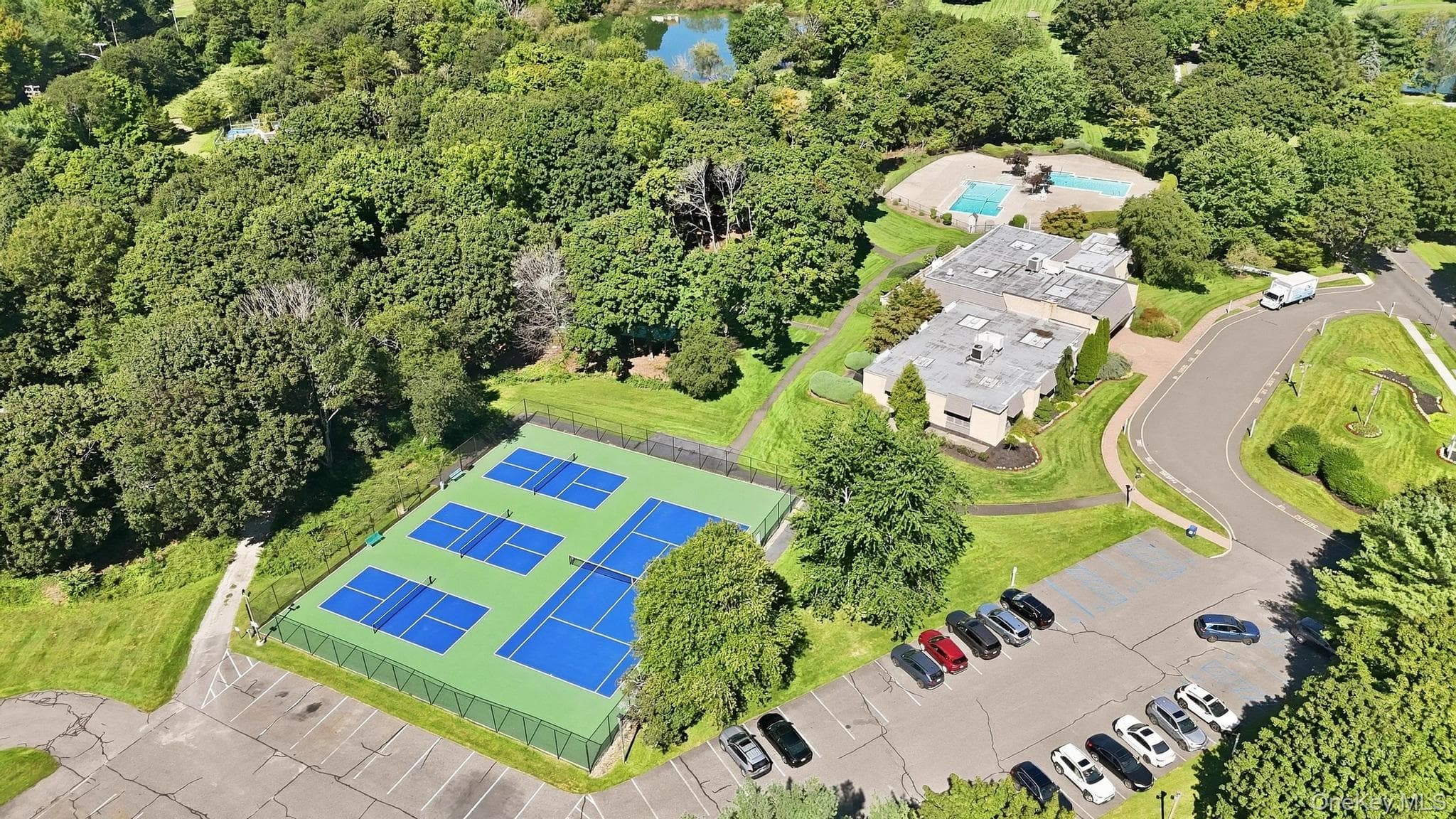 1101 Cabot Court thumbnail 2