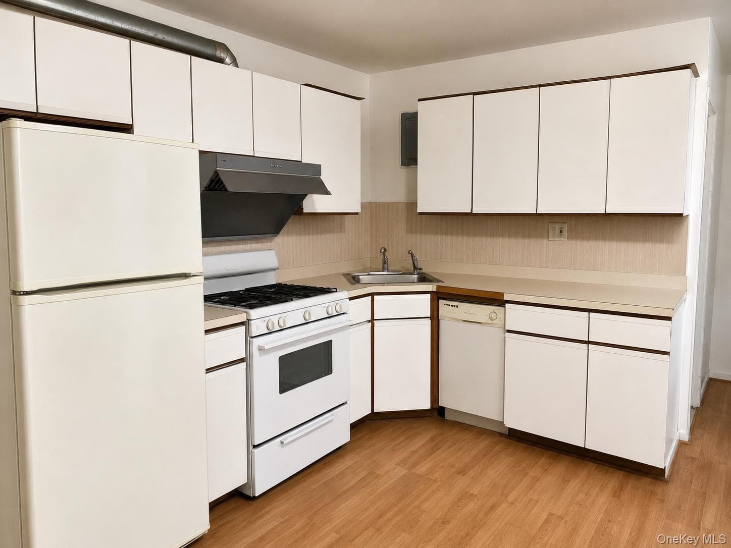 147-45 Barclay Avenue Unit: L3 thumbnail 7