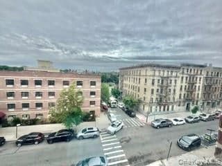 365 E 197th Street thumbnail 26