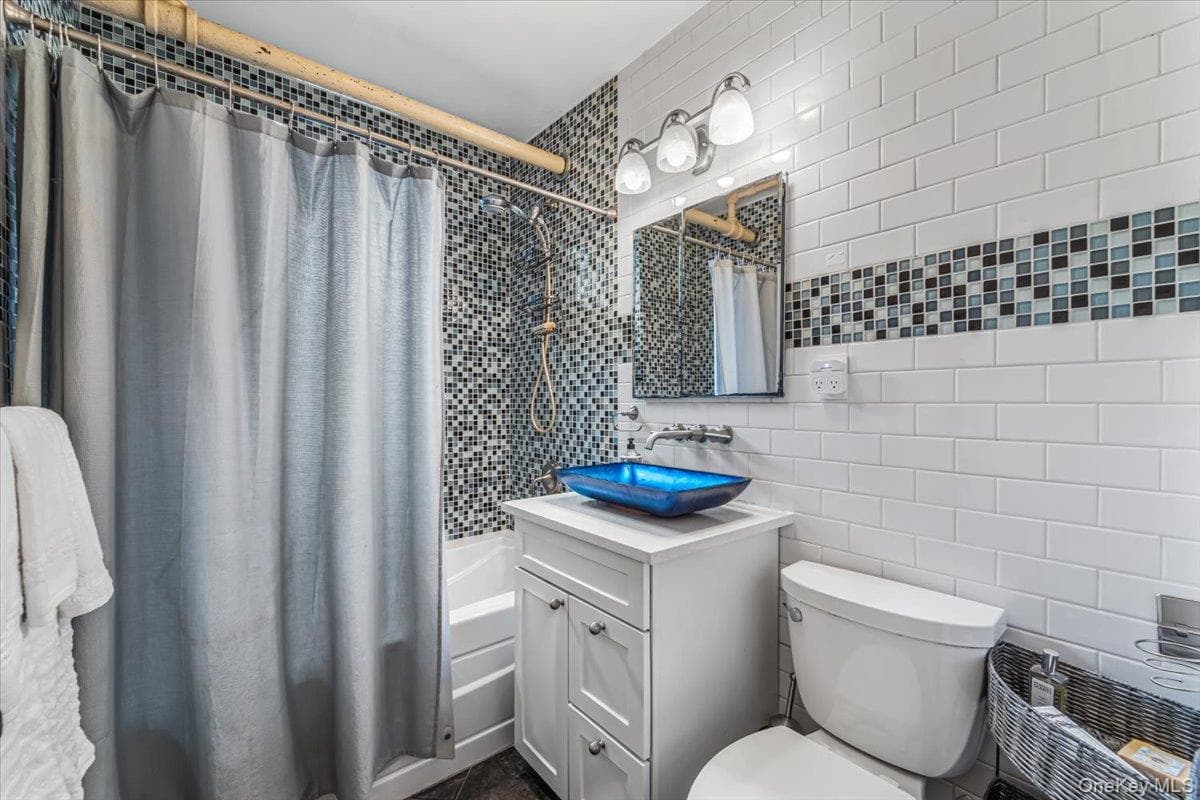604 Tompkins Avenue Unit: A2 thumbnail 11