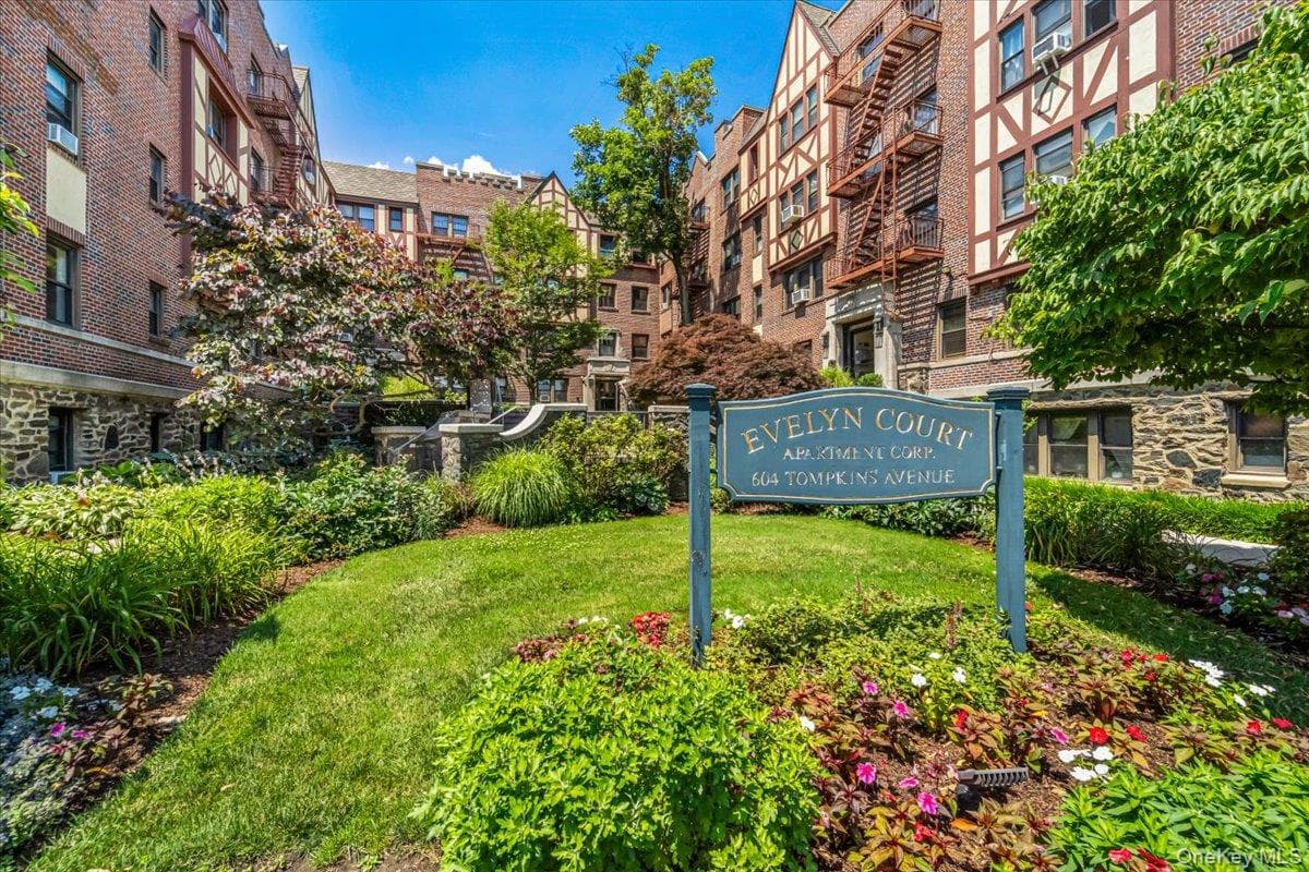 604 Tompkins Avenue Unit: A2, Mamaroneck