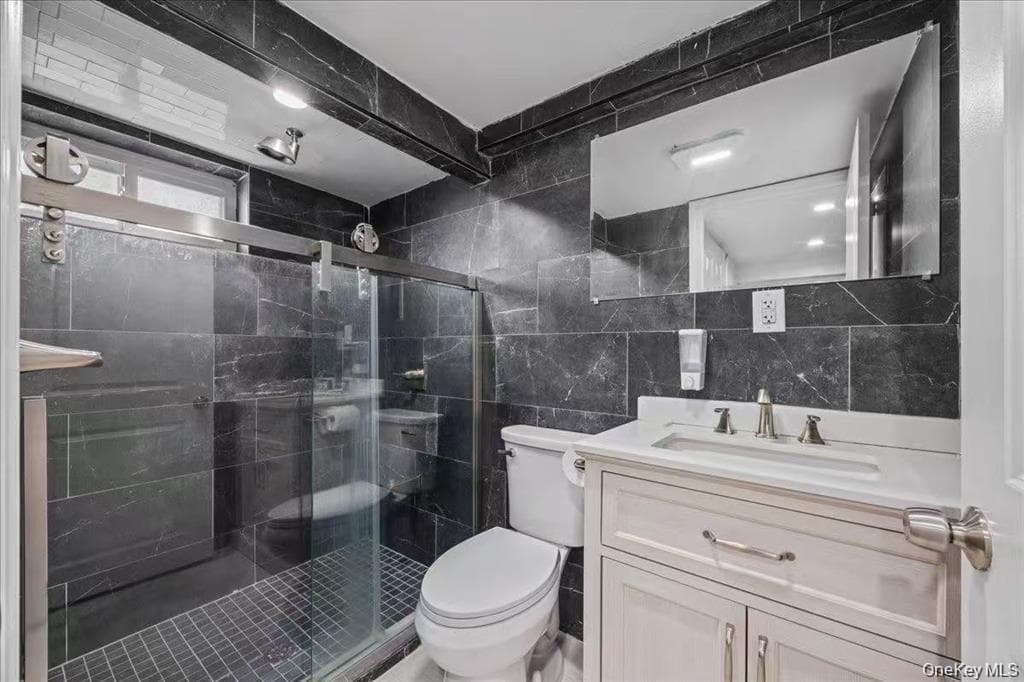 642 Lenore Lane thumbnail 19
