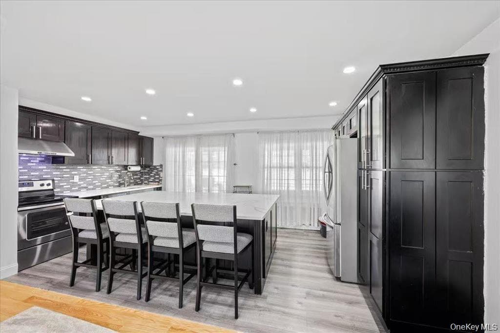 642 Lenore Lane thumbnail 10