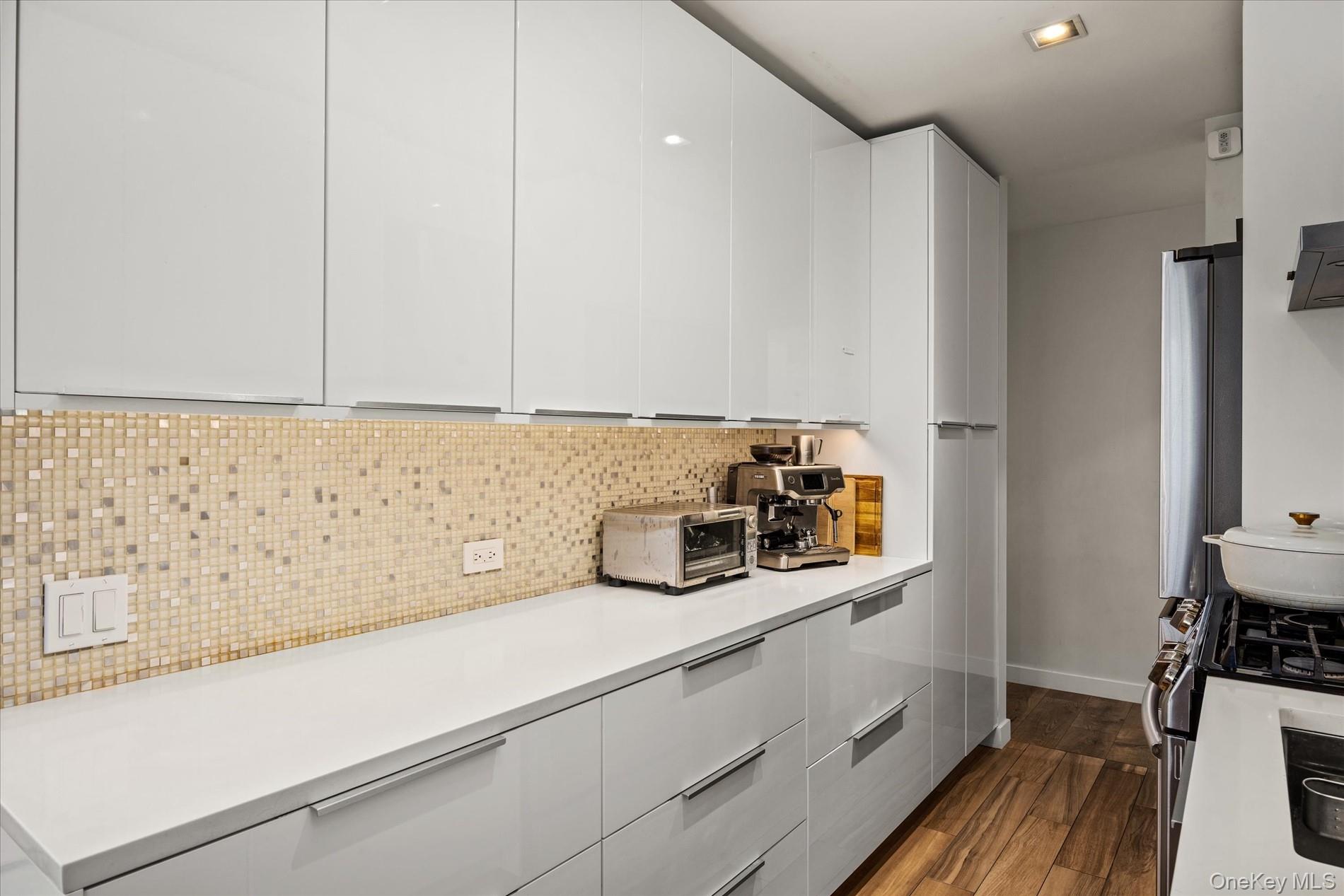 151-31 88th Street Unit: 3C thumbnail 9
