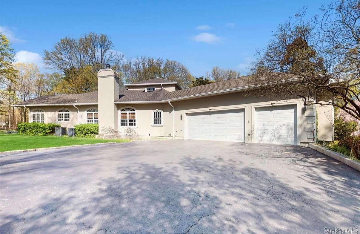 406 Duck Pond Rd thumbnail 24