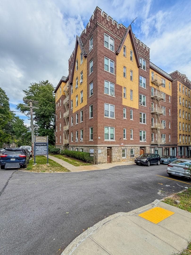 1428 Midland Avenue Unit: 3H thumbnail 2