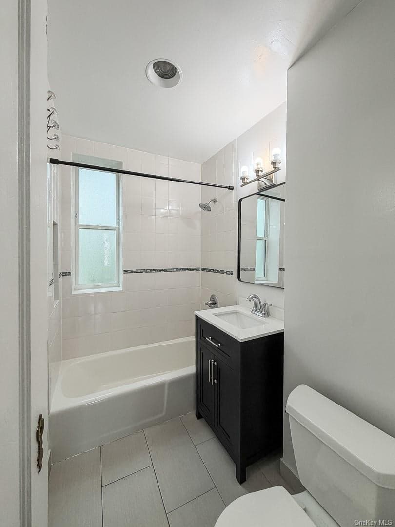 1428 Midland Avenue Unit: 3H thumbnail 20