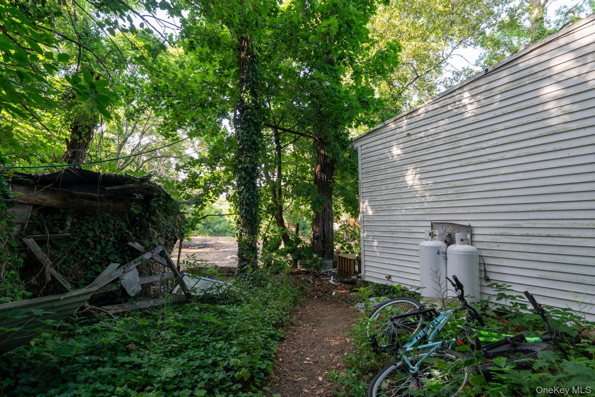 357 Smithtown Boulevard thumbnail 25