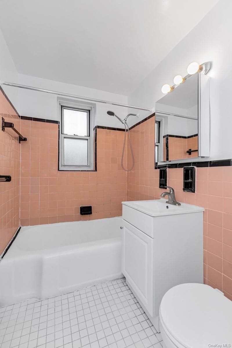 67-07 Yellowstone Boulevard Unit: 5F thumbnail 6