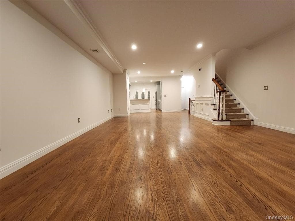 240-250 Pelham Road thumbnail 11