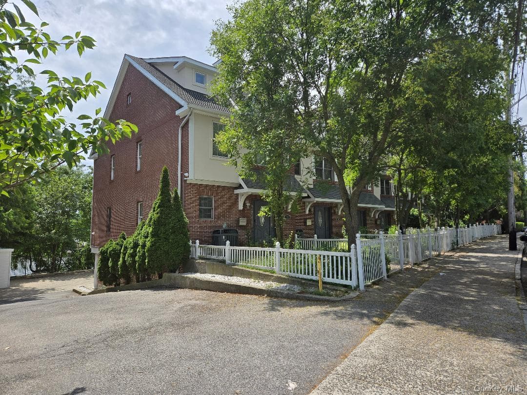 240-250 Pelham Road thumbnail 41