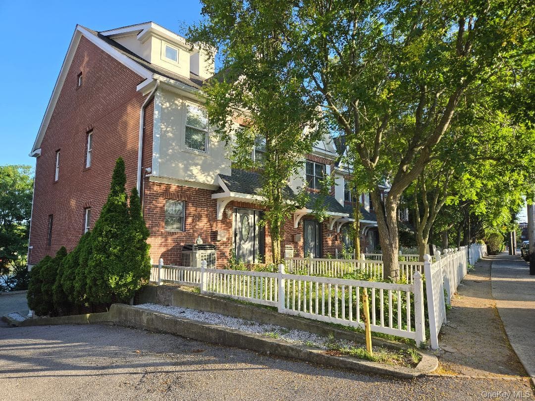 240-250 Pelham Road thumbnail 38