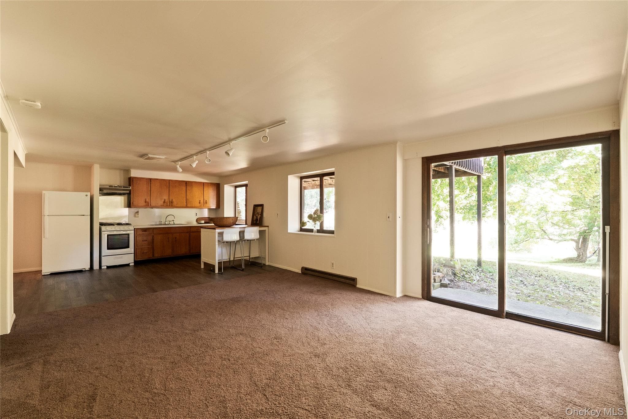1156 Ulster Landing Road thumbnail 38