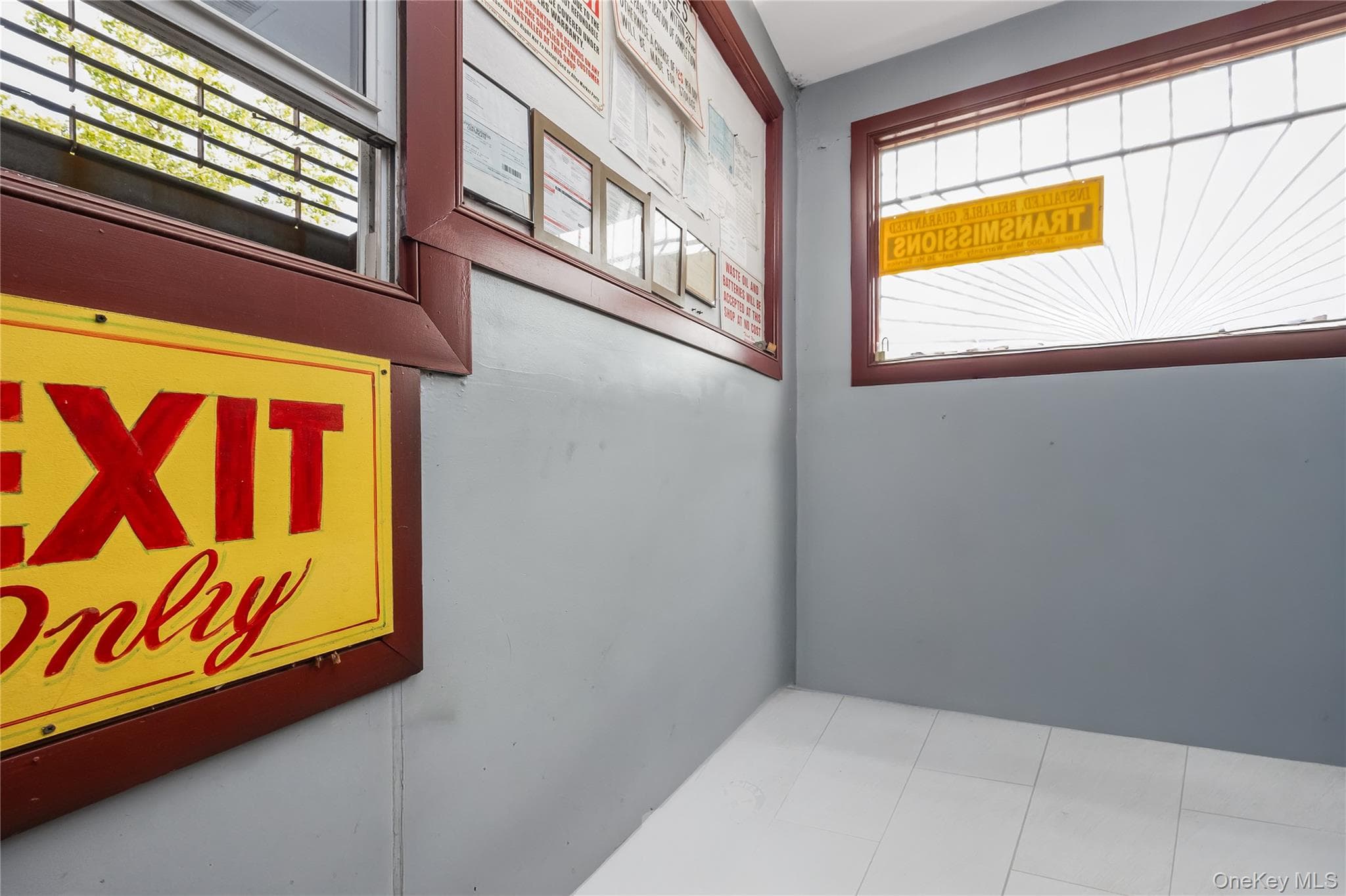 11704 Sutphin Boulevard thumbnail 20