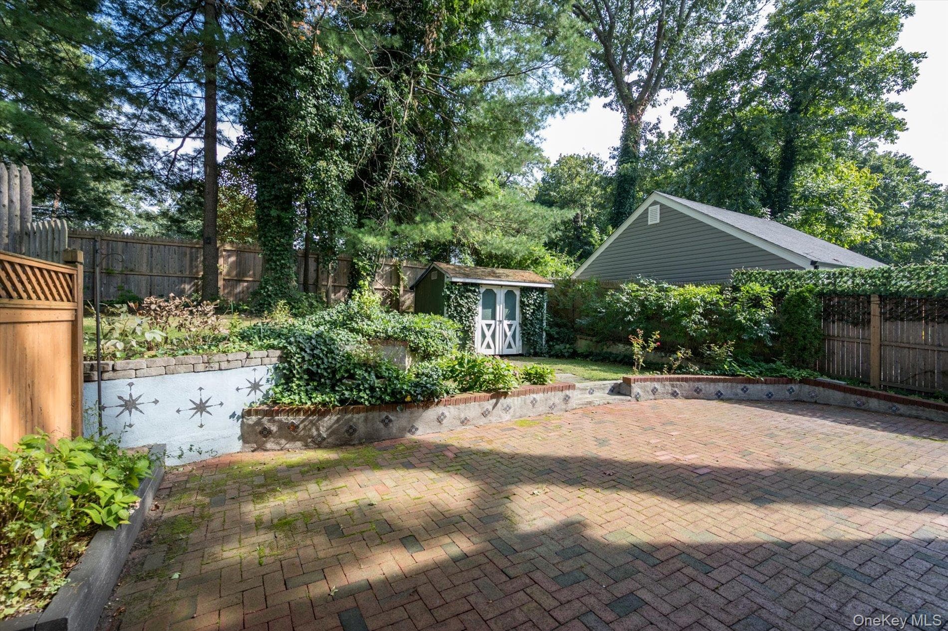 208 Melville Road thumbnail 23