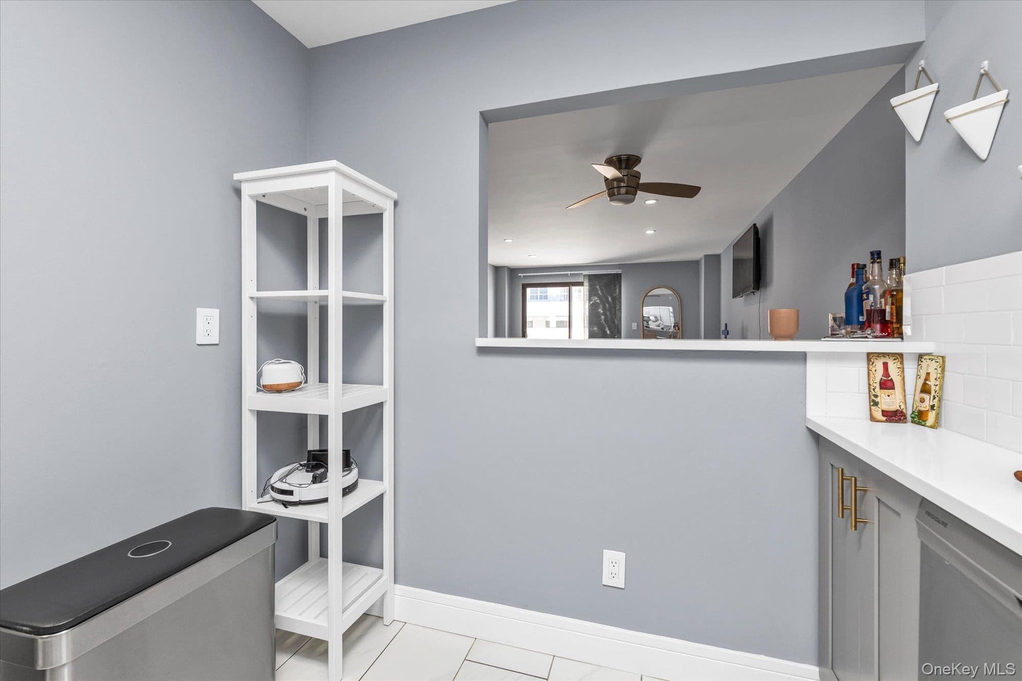 360 Shore Road Unit: 2C thumbnail 5