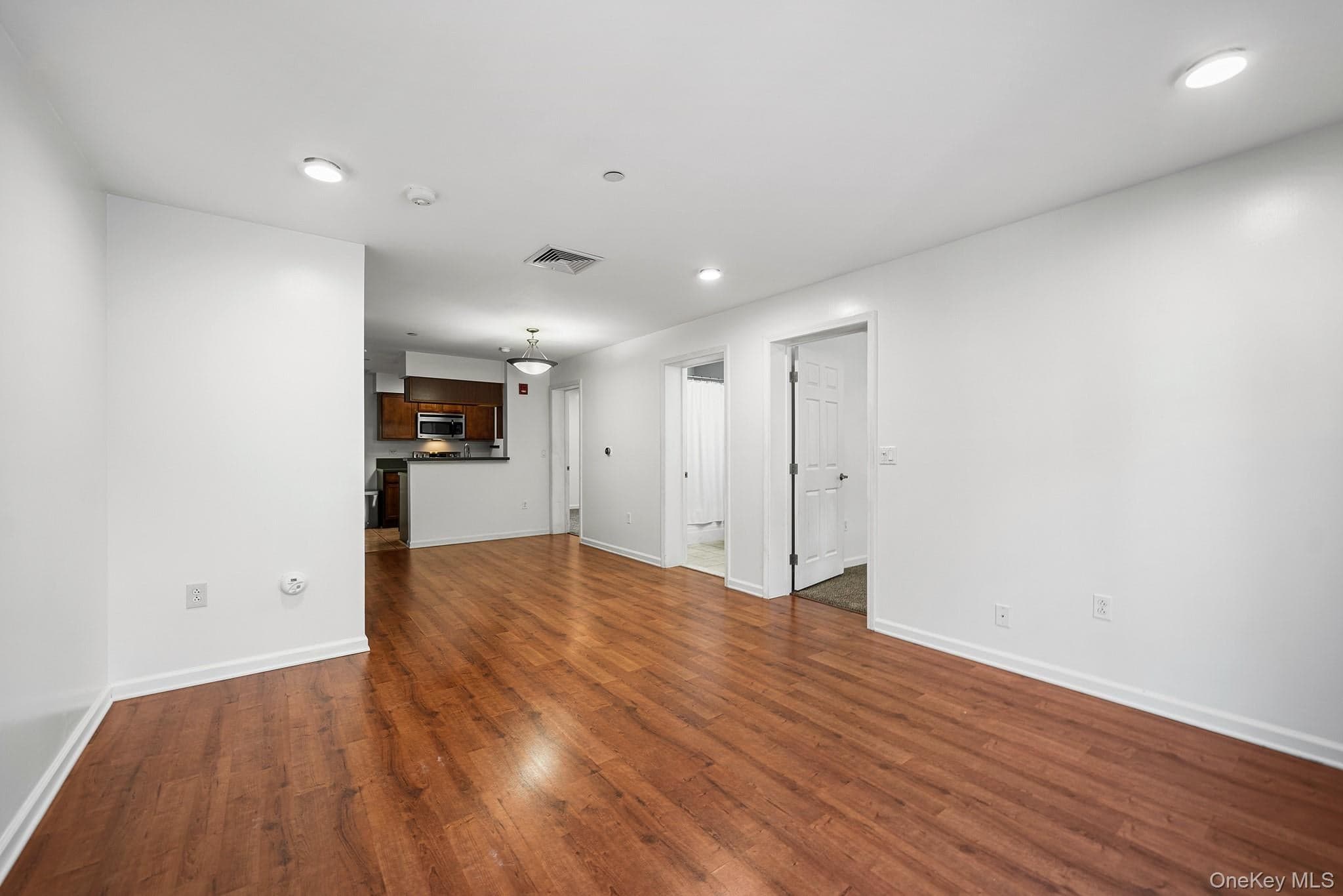5 Minerva Place Unit: 2C thumbnail 6