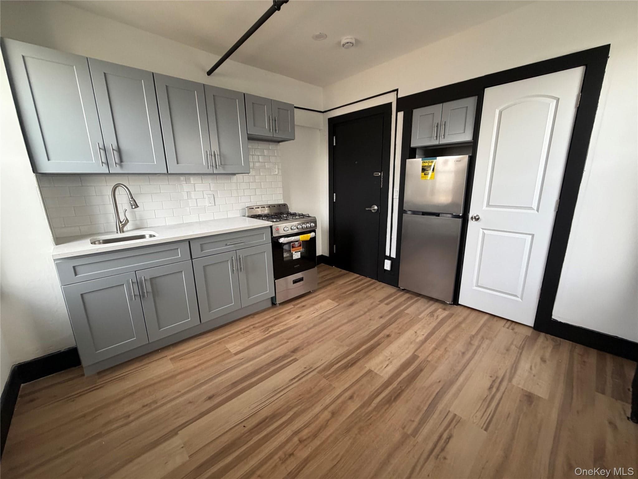 188 Beach 115th Street thumbnail 8