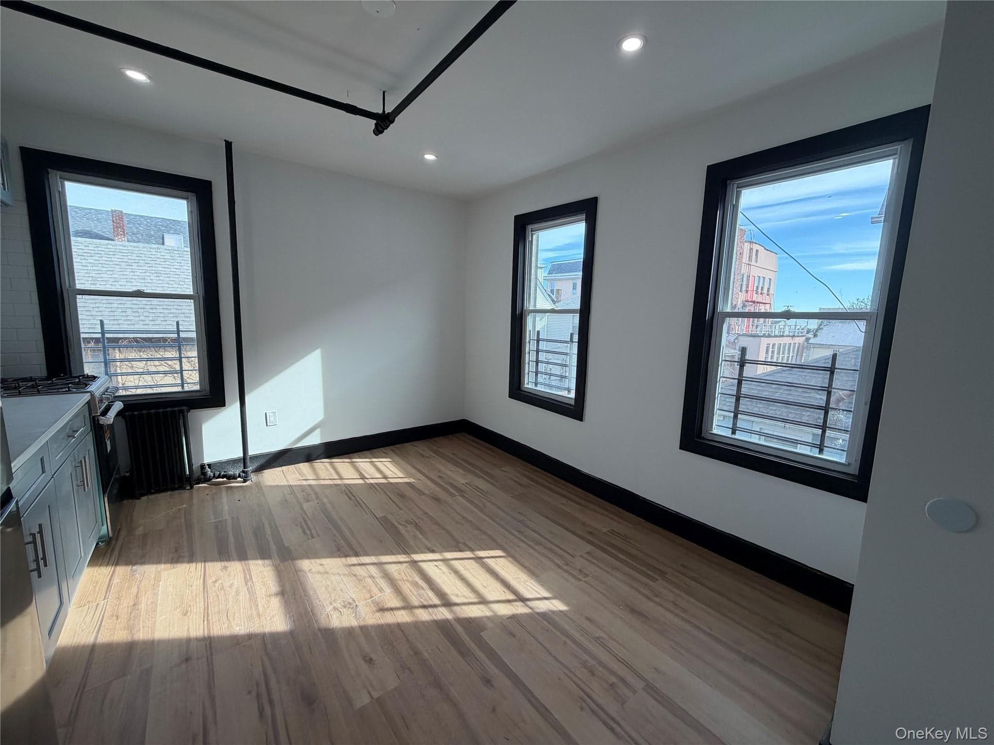 188 Beach 115th Street thumbnail 7