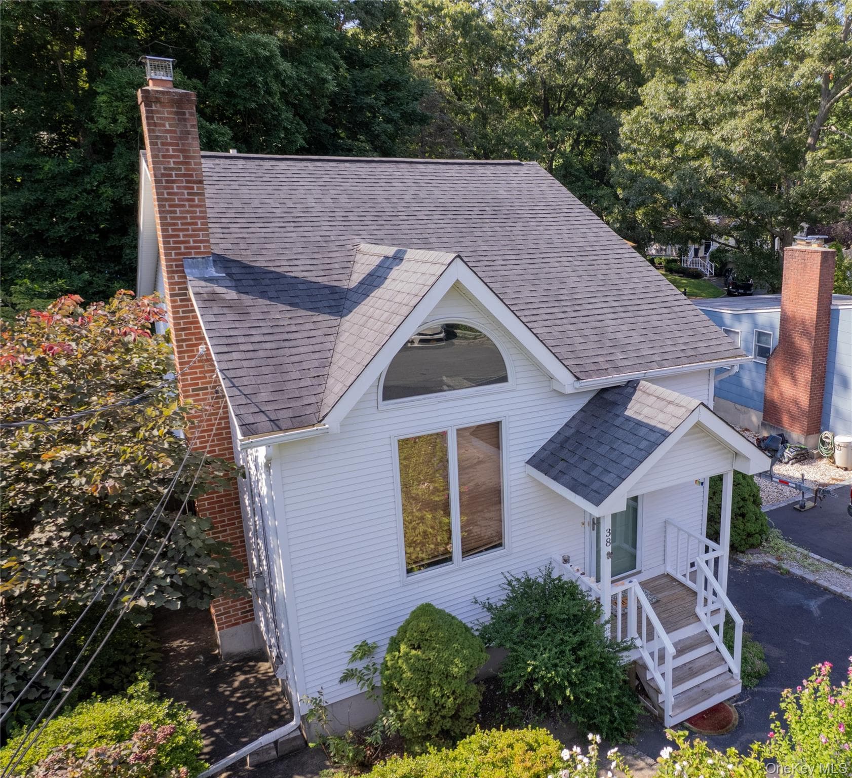 38 Montauk Road thumbnail 16
