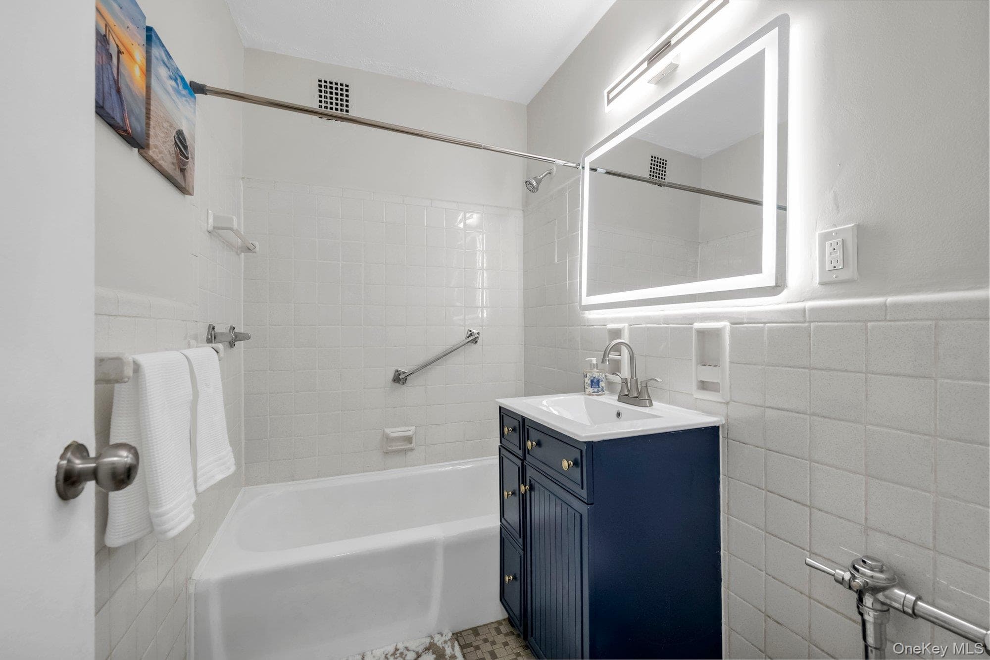142-05 Roosevelt Avenue Unit: 320 thumbnail 6