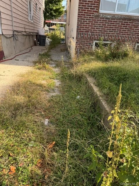 1523 E 33rd Street thumbnail 3