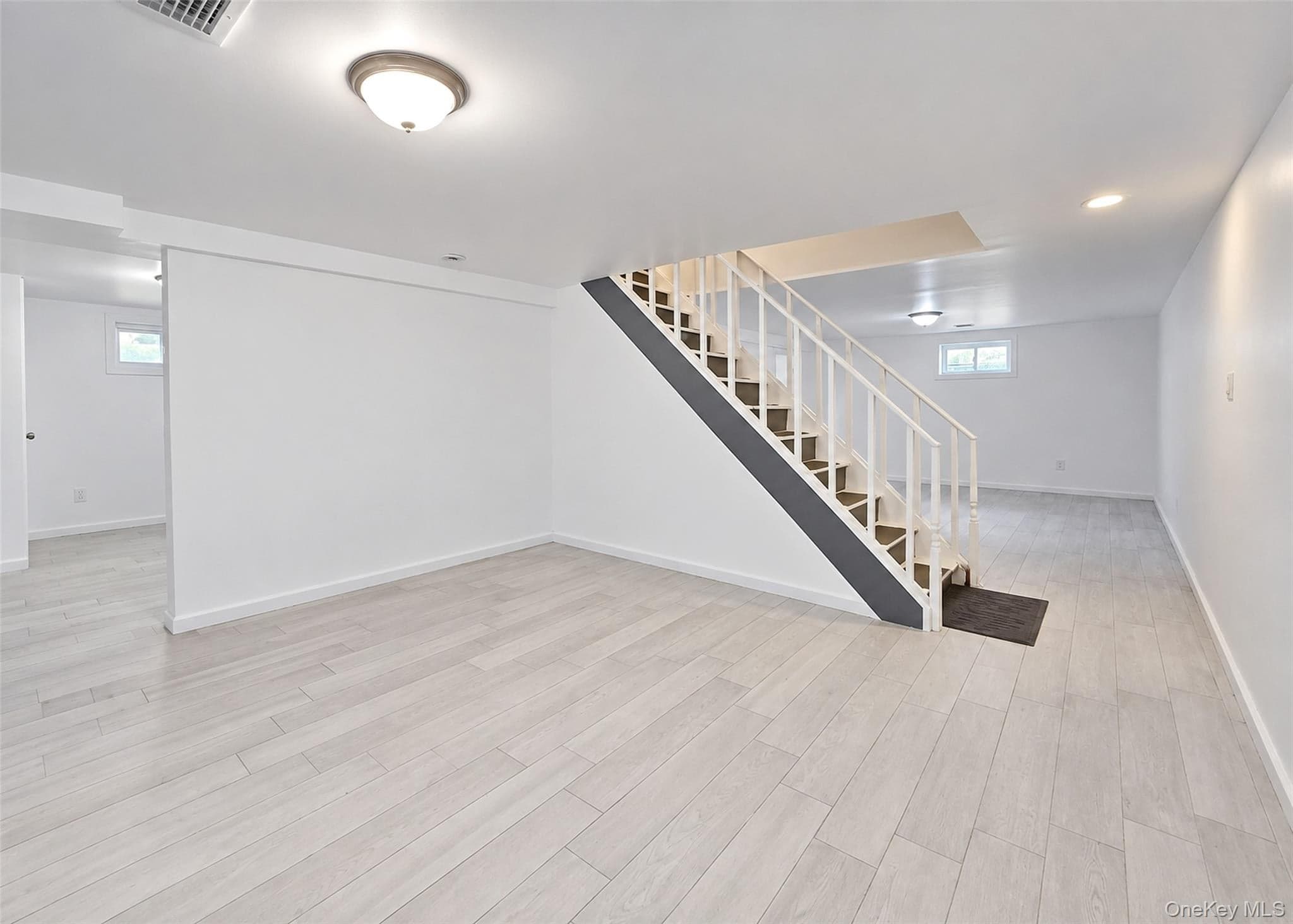 678 Clinton Avenue thumbnail 23
