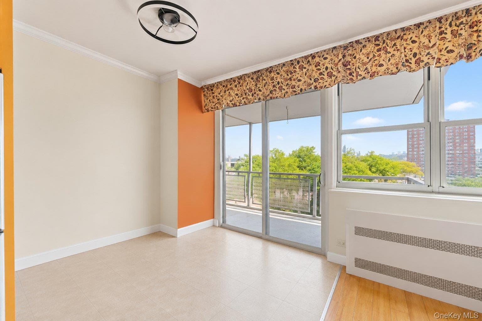 880 Boynton Avenue Unit: 4L thumbnail 5