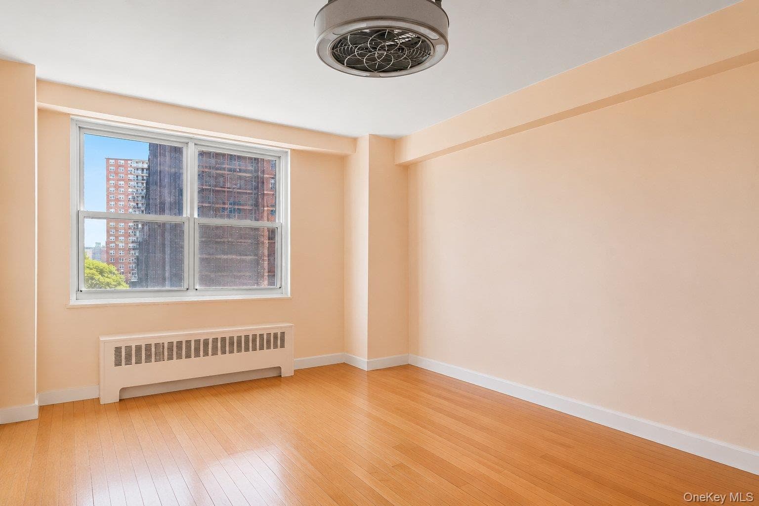 880 Boynton Avenue Unit: 4L thumbnail 10