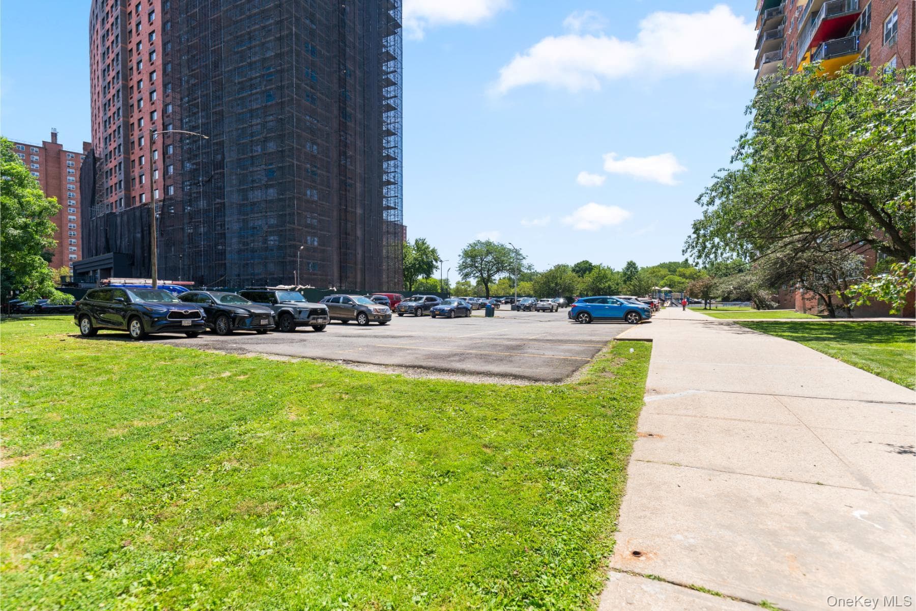 880 Boynton Avenue Unit: 4L thumbnail 12