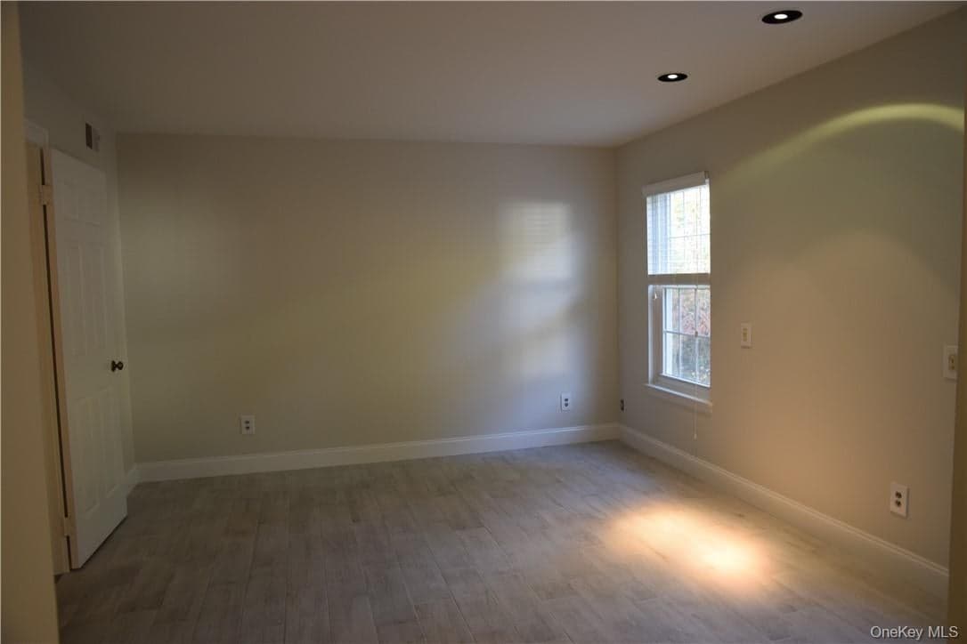 13 Carrollwood Drive thumbnail 7