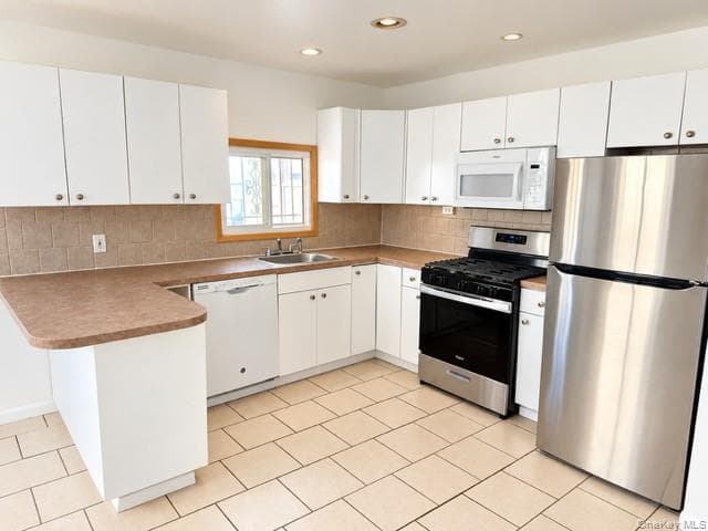 3084 Harding Avenue thumbnail 6