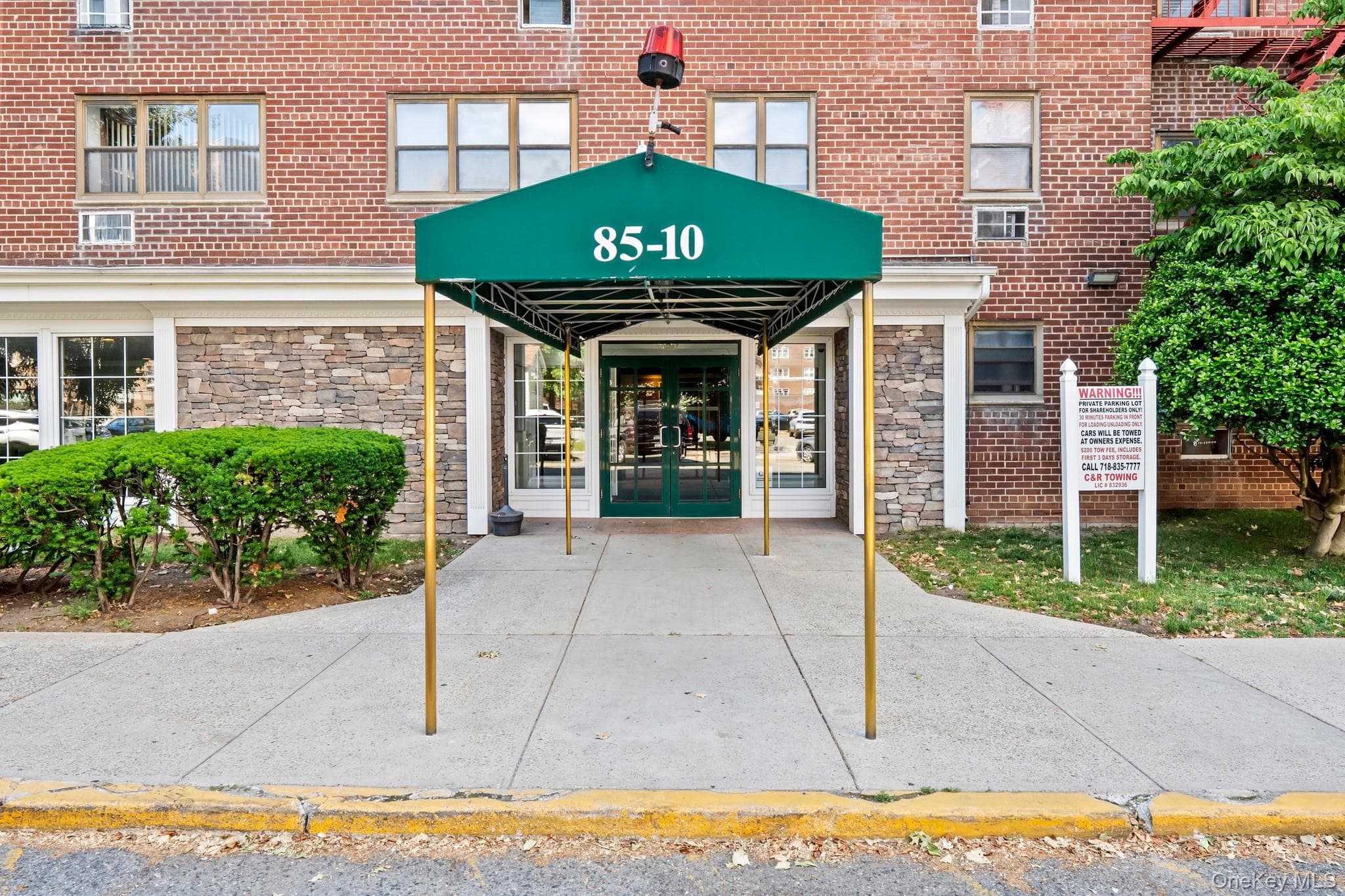 85-10 151 Avenue Unit: 2D photo 1