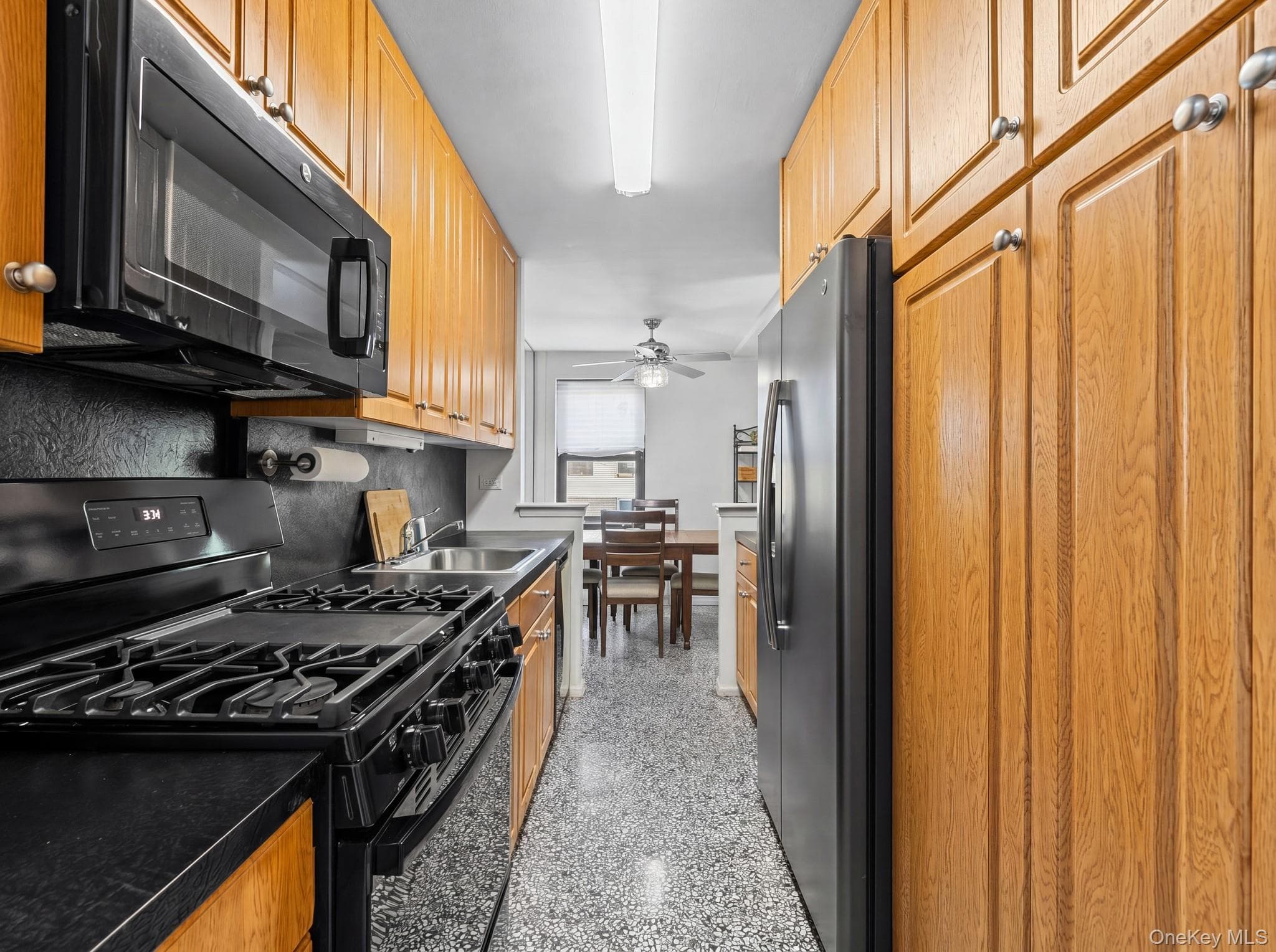 85-10 151 Avenue Unit: 2D thumbnail 40