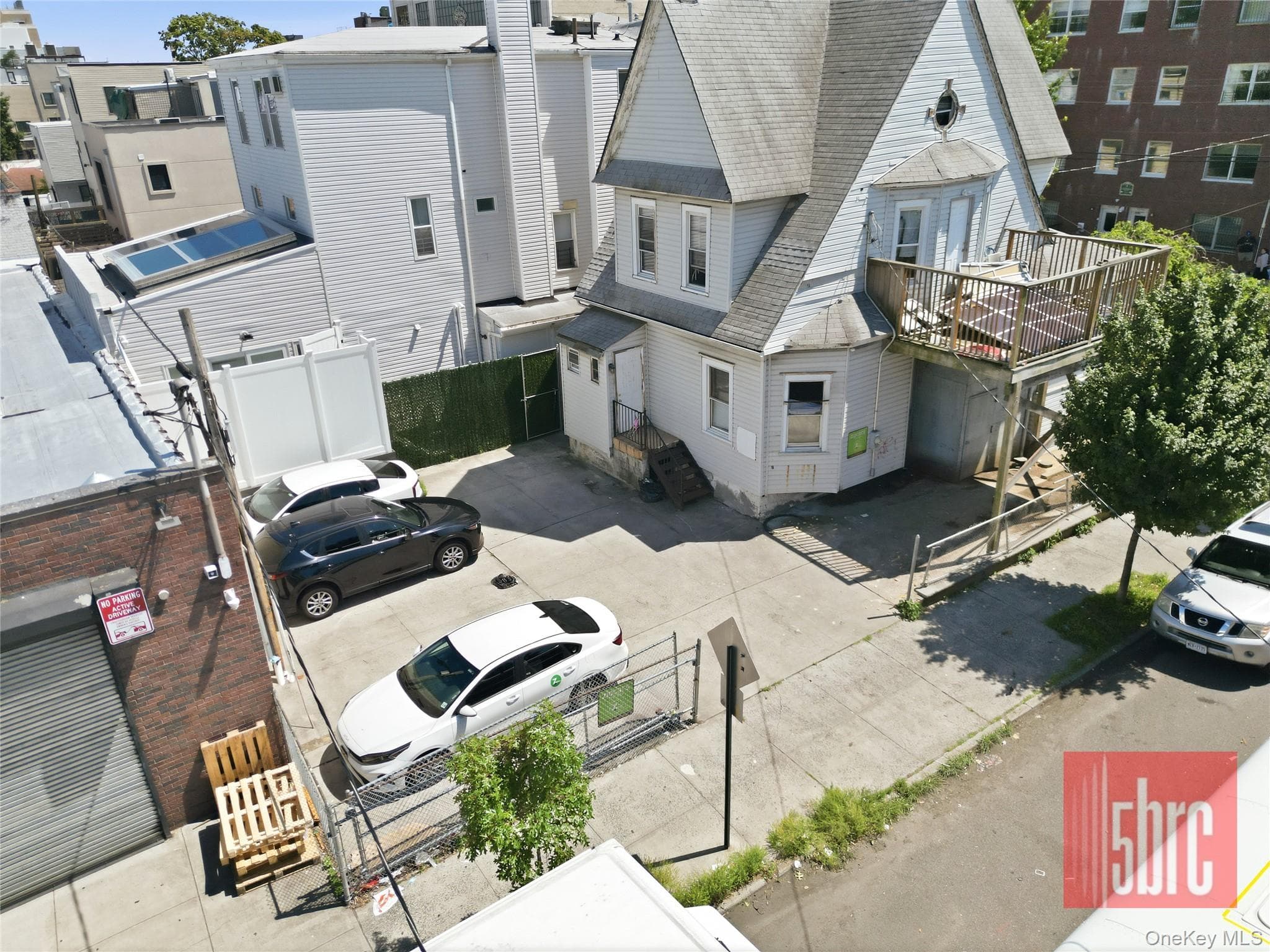 1201 37th Street thumbnail 3
