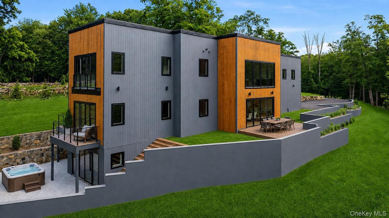 41 Mead Road thumbnail 36