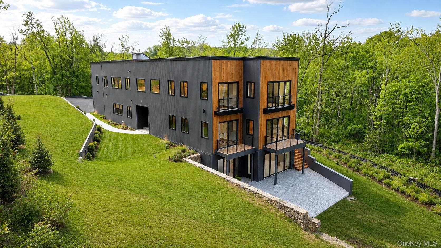 41 Mead Road thumbnail 43