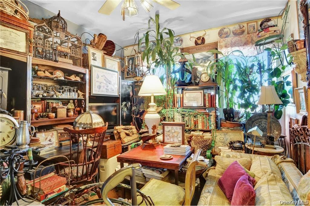 1976 Lafontaine Avenue Unit: 5C thumbnail 3