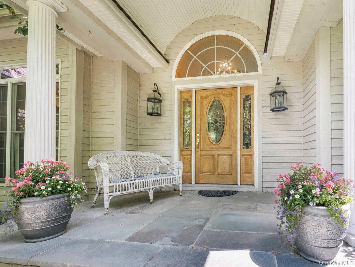 101 Azalea Court thumbnail 3