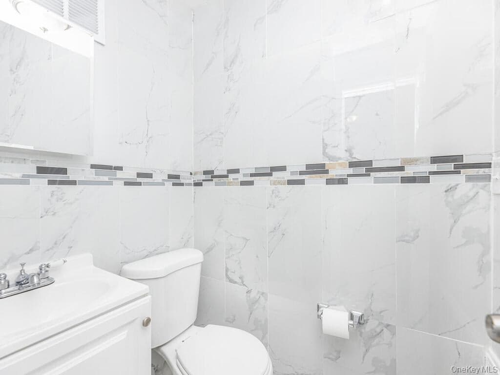 555 Kimball Avenue thumbnail 9