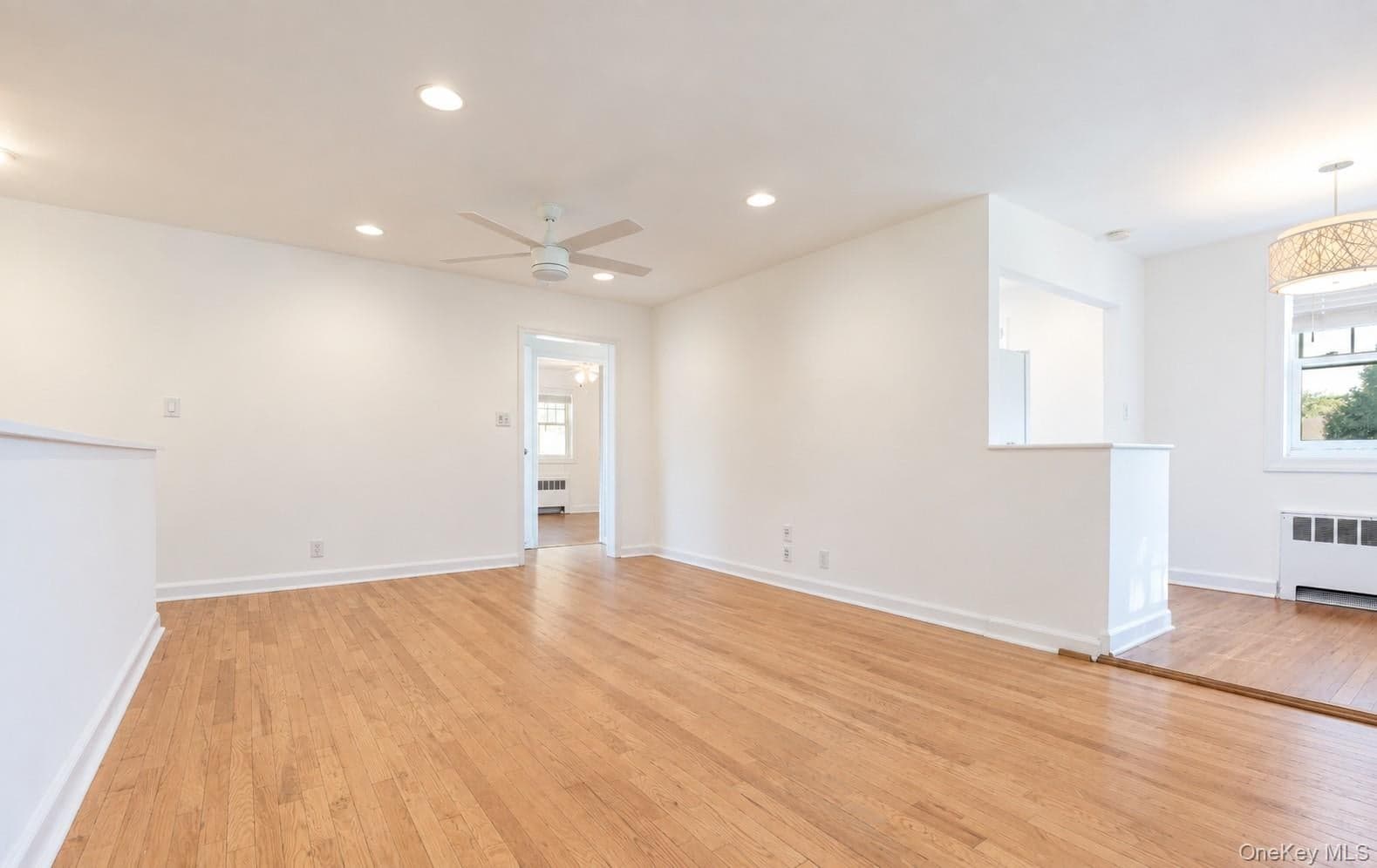 22630 Kingsbury Avenue Unit: B thumbnail 2