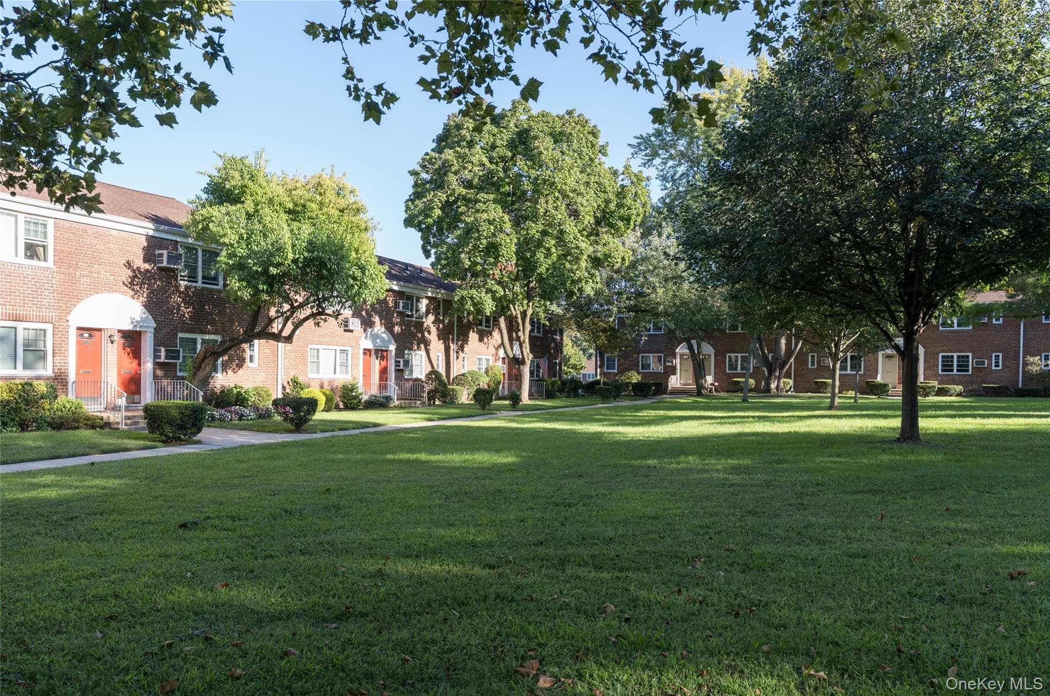 22630 Kingsbury Avenue Unit: B thumbnail 15