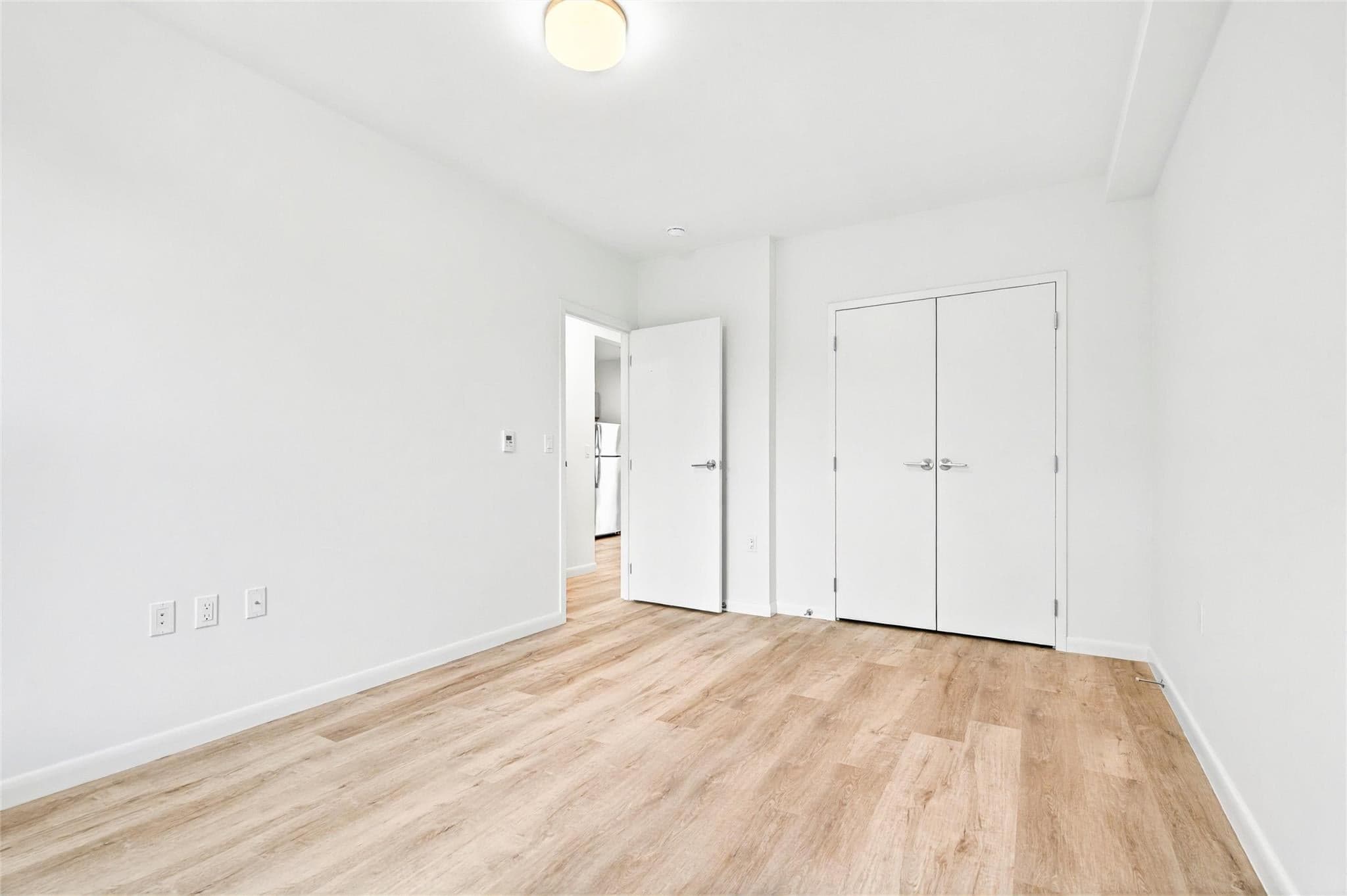 1727 Lacombe Avenue Unit: 4B thumbnail 23