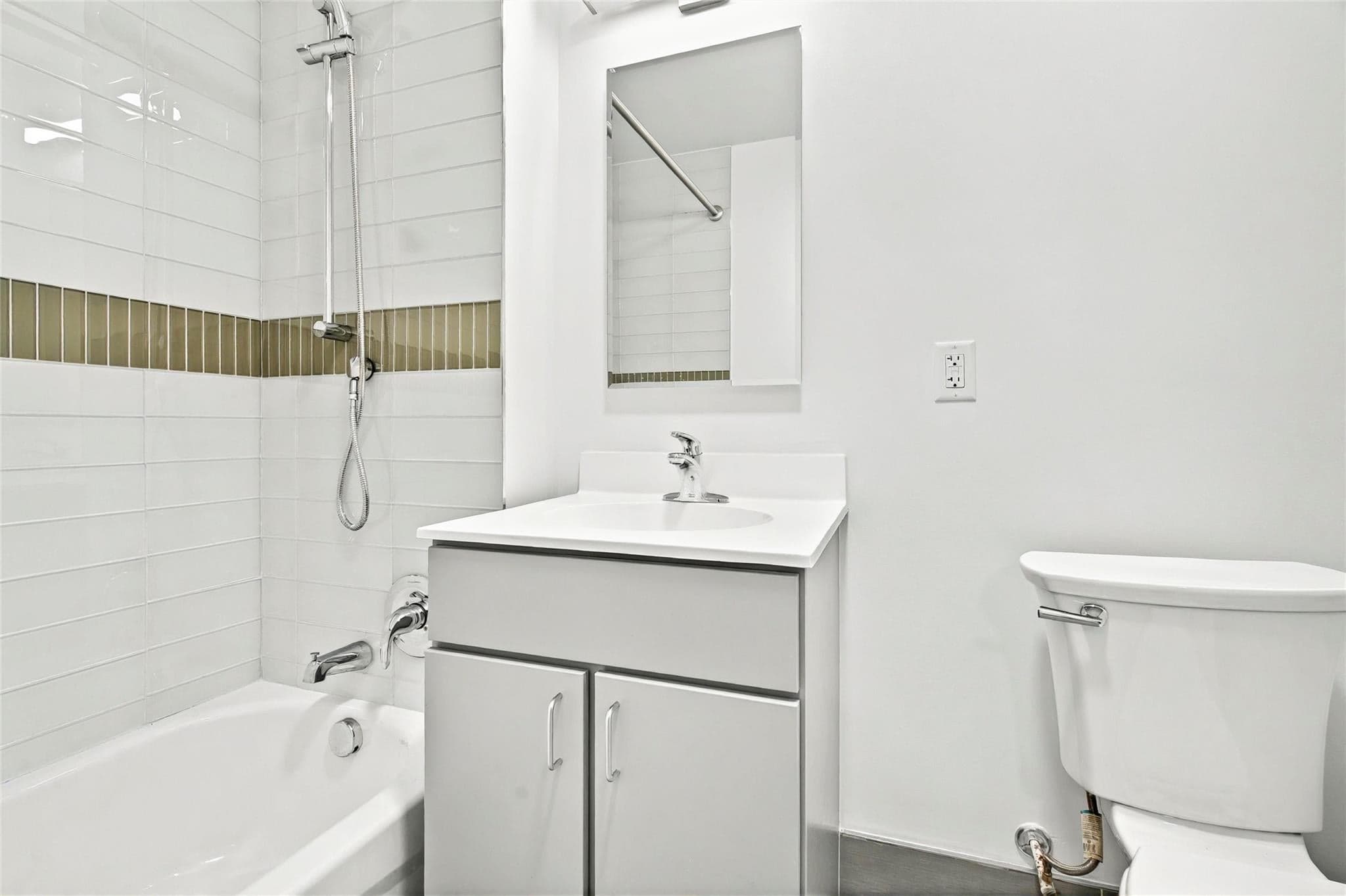 1727 Lacombe Avenue Unit: 4B thumbnail 28