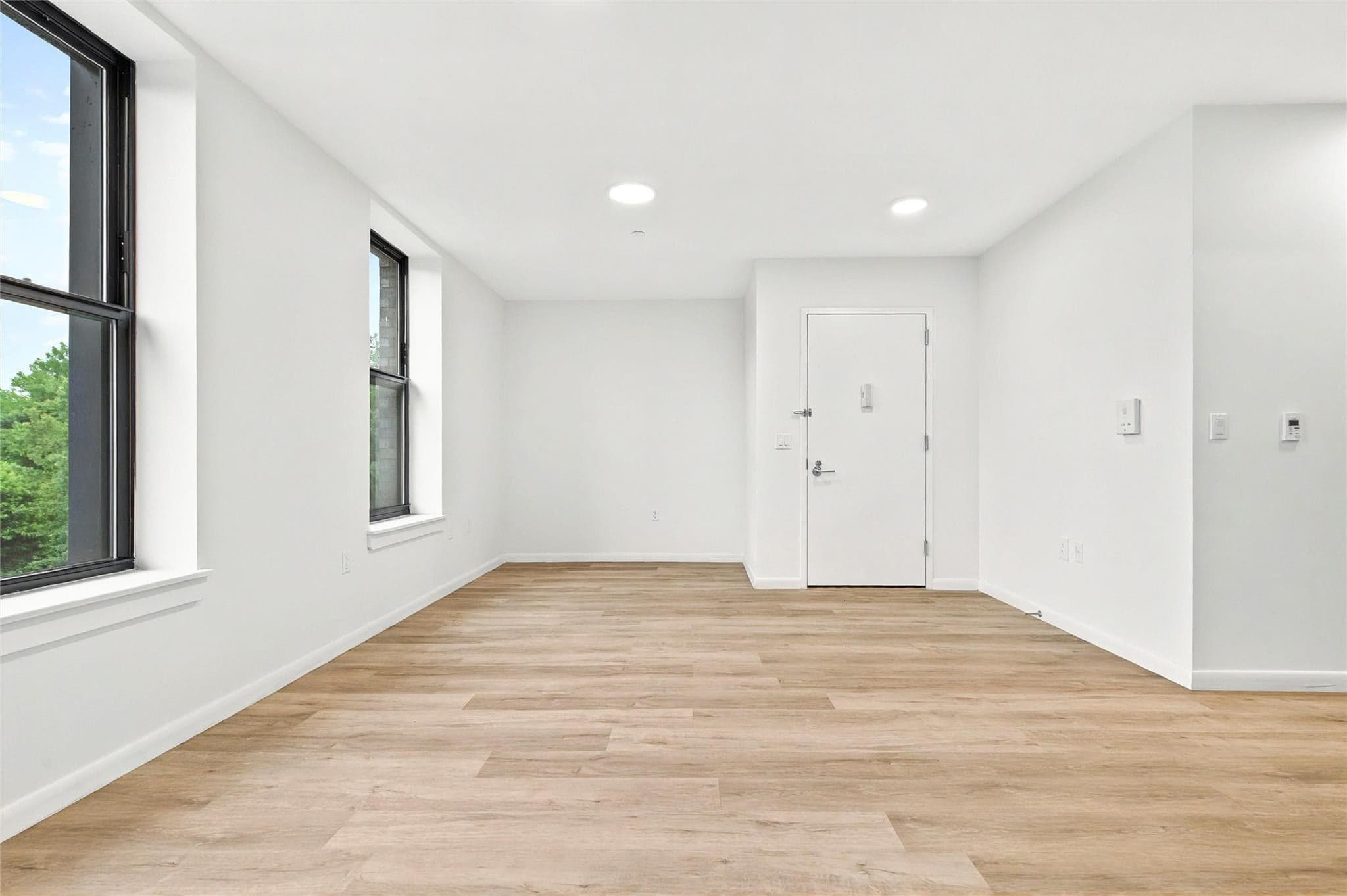 1727 Lacombe Avenue Unit: 4B thumbnail 15