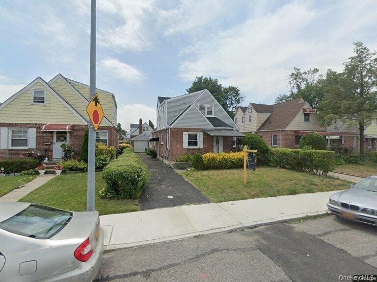 22754 113th Drive, Queens Village