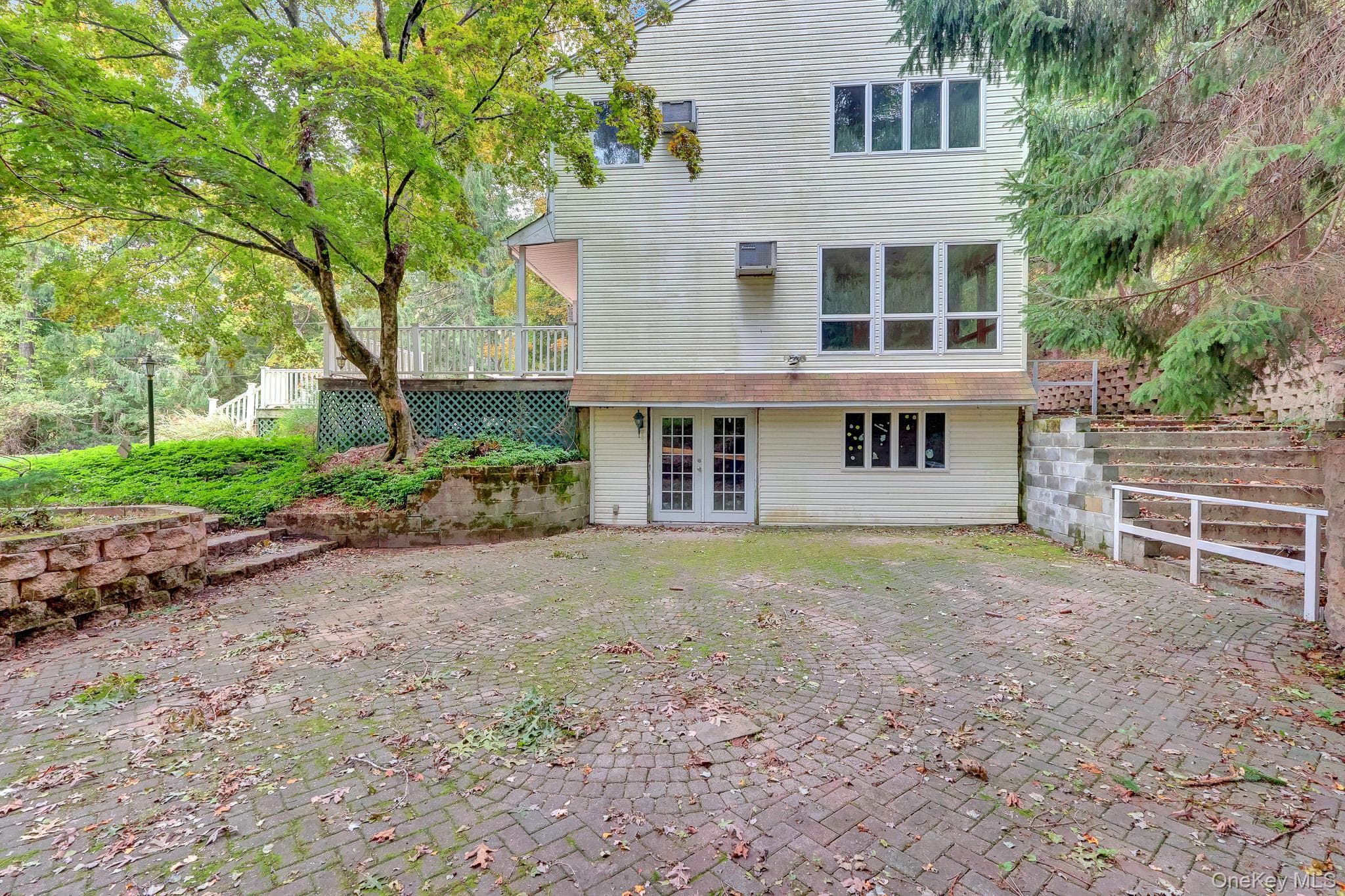 56 E Bartlett Road thumbnail 22